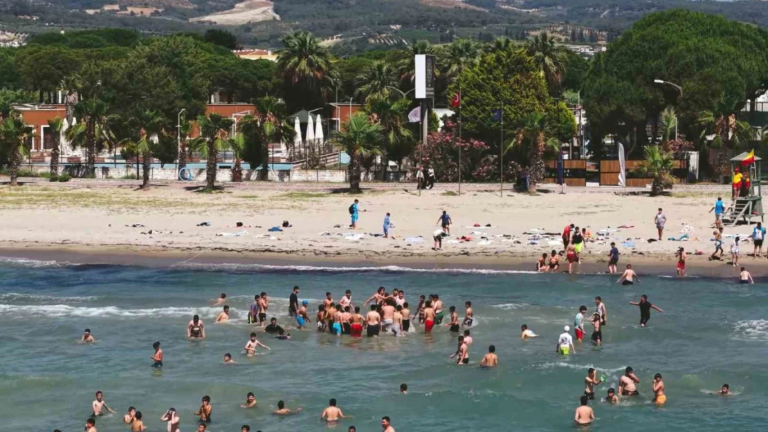 Efeler Gençlik Kampı'nda buluştular