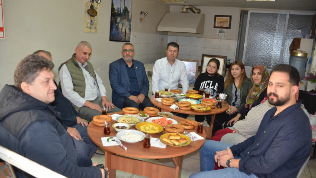 Esnaflar Atatürk'ü dualarla andı
