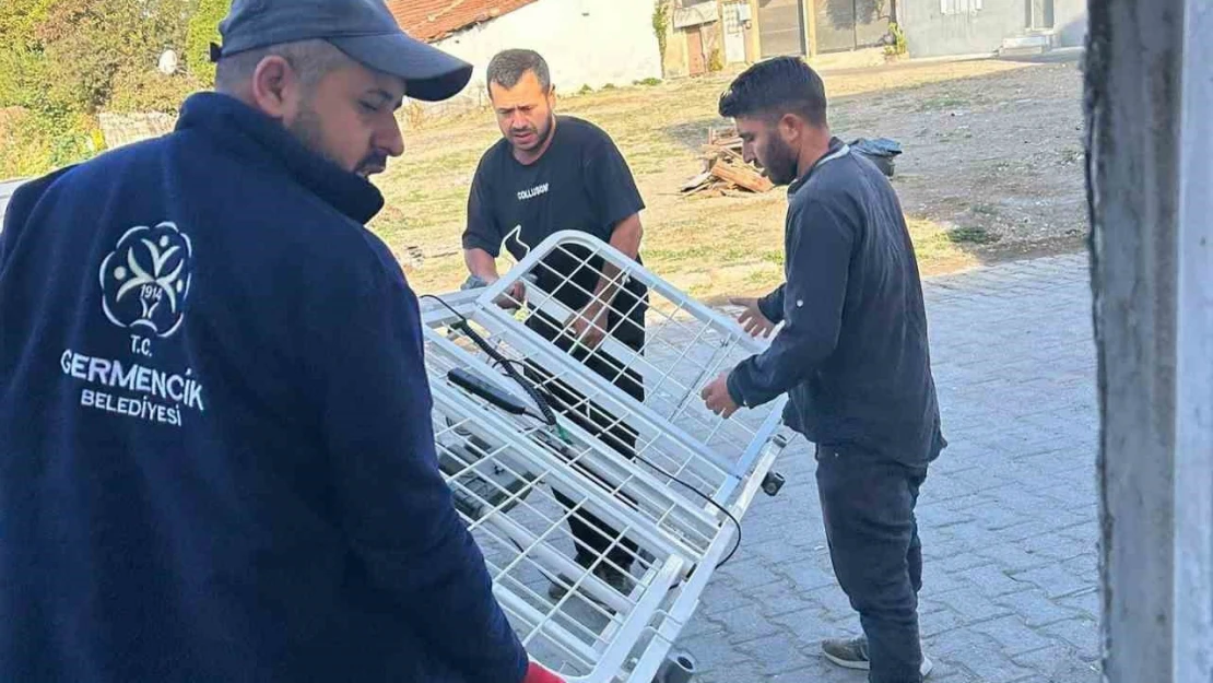 Germencik'te ikinci el eşyalar, ihtiyaç sahiplerine ulaştırılıyor