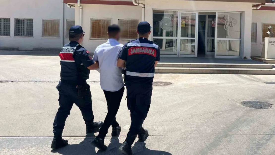 Hakkında 7 yıl hapis cezası bulunan JASAT'a takıldı