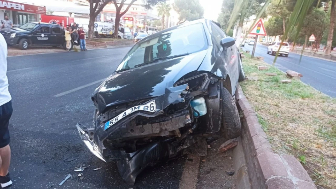 Hisarcık Kaymakamının anne ve babası Nazilli'de kaza yaptı