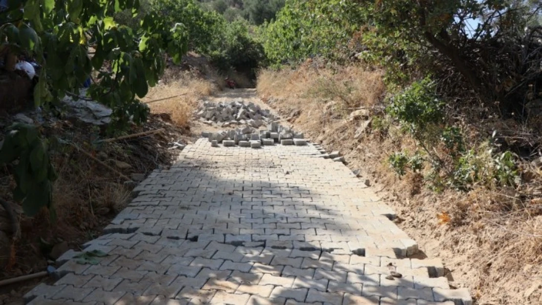 Hisarcık Mahallesi'nin yolları kışa hazırlanıyor