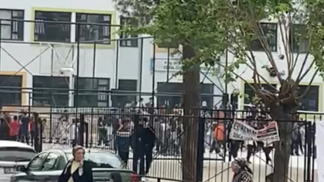 İncirliova'da bir okulda dinletilen müzik sonrası inceleme başlatıldı