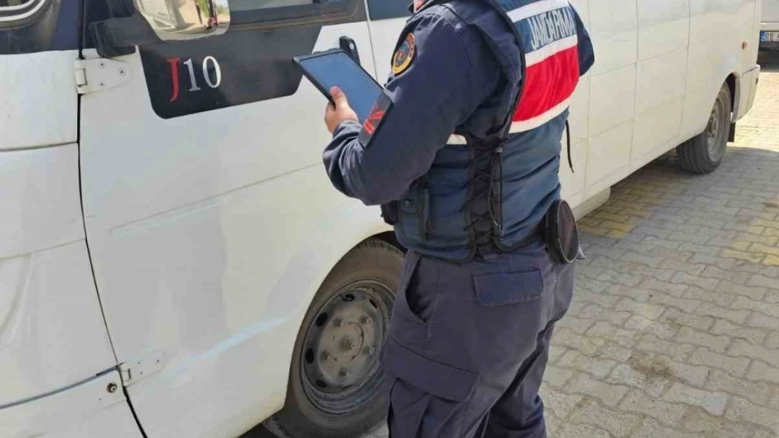 İncirliova'da okul servis araçları denetlendi