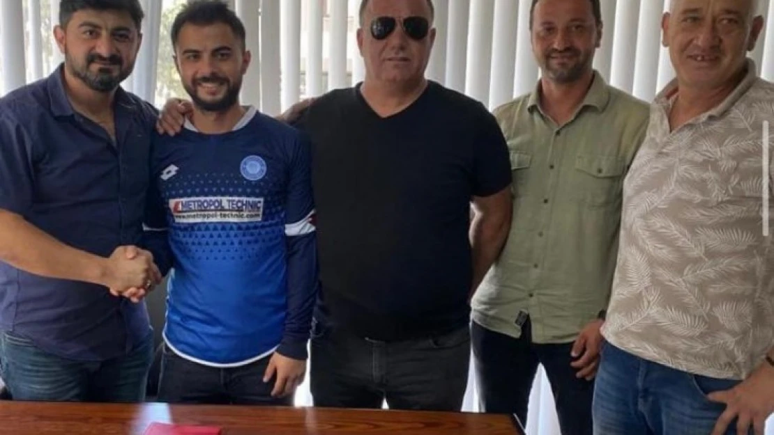 İsabeyli Şırlanspor'dan orta sahaya takviye