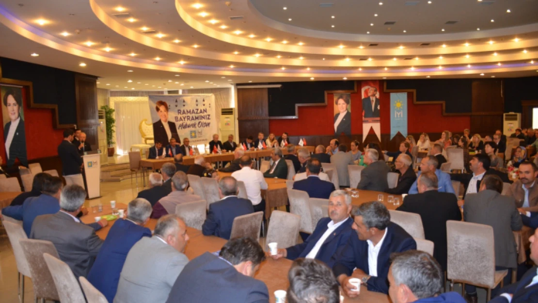 İYİ Parti Nazilli'de bayramlaşma töreninde buluştu