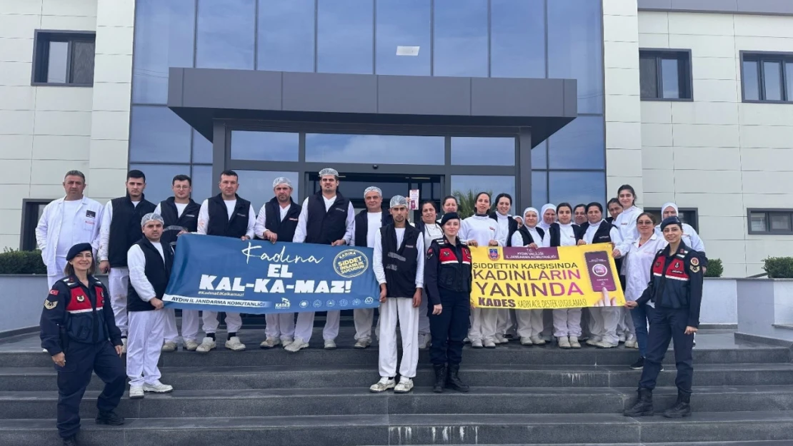 Jandarma fabrikadaki kadın çalışanları bilgilendirdi