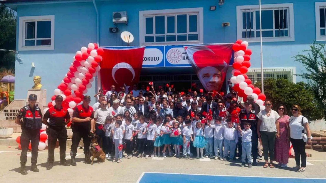 Jandarma, karne sevincine ortak oldu