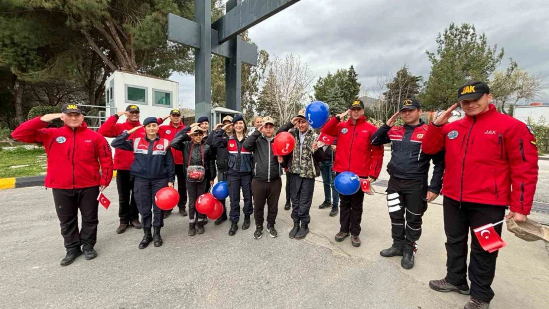 Jandarma özel misafirlerini ağırladı