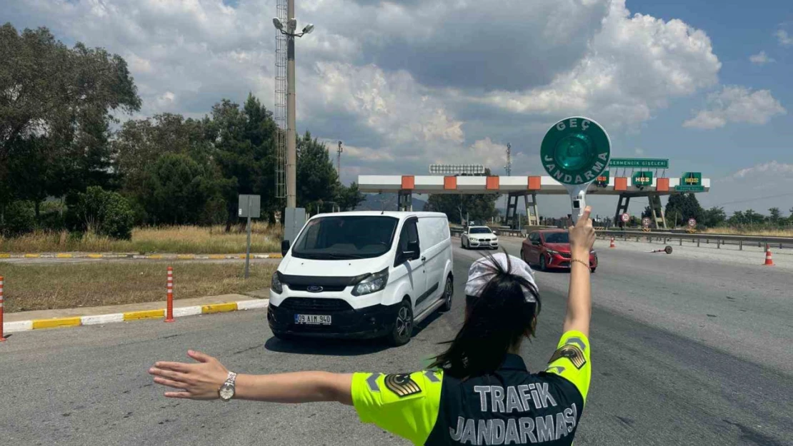 Jandarma sakız paketi içinde uyuşturucu ele geçirdi