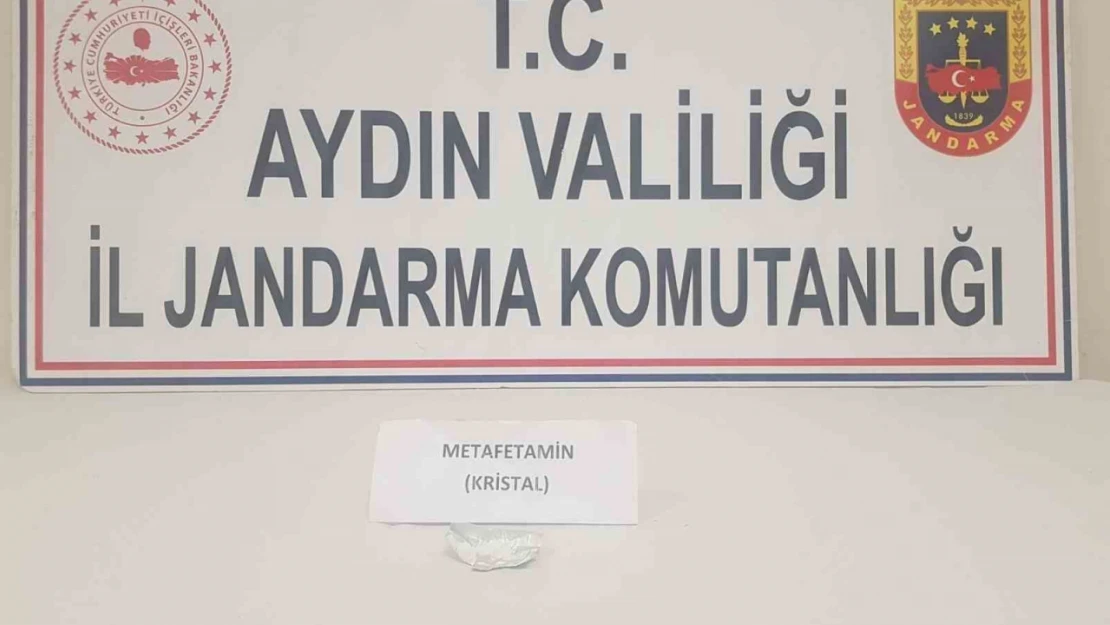 Jandarma uyuşturucuya geçit vermiyor: 7 gözaltı