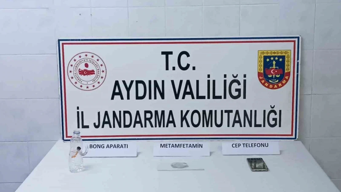 Jandarma uyuşturucuya geçit vermiyor