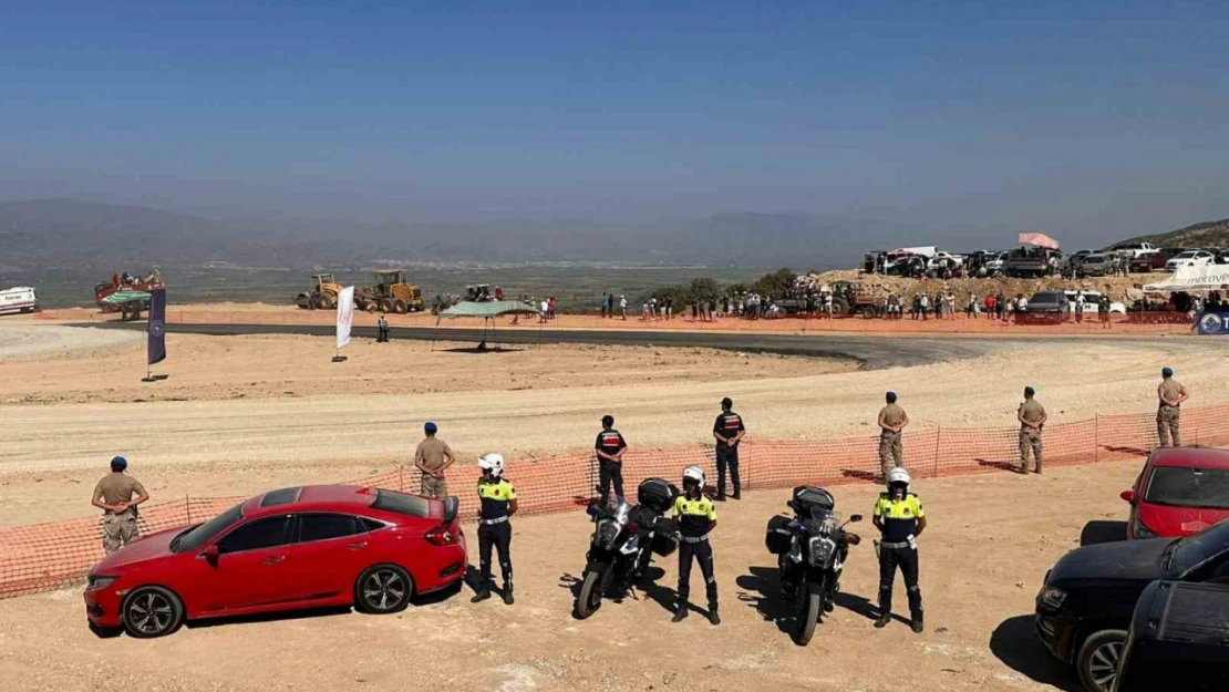 Jandarma, Yenipazar'daki yarışların güvenliğini sağladı