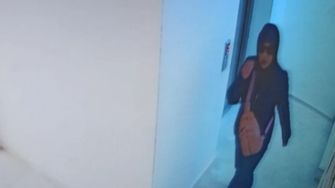 Kadın hırsızlar güvenlik kameralarına yakalandı