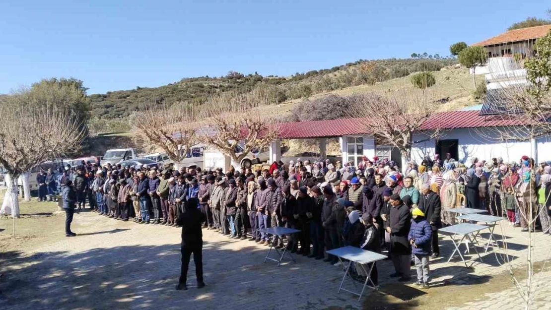 Karacasu'da yağmur duası yapıldı