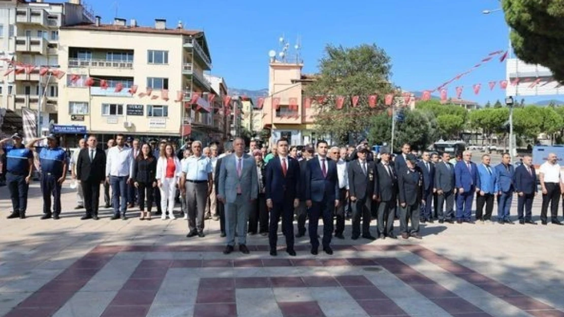 Karacasu'da Zafer Bayramı'nın 102. yıl dönümü törenle kutlandı