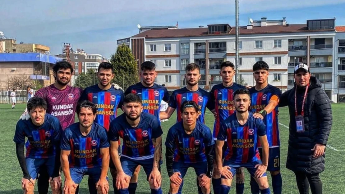 Kardeşköyspor'dan gençlere çağrı