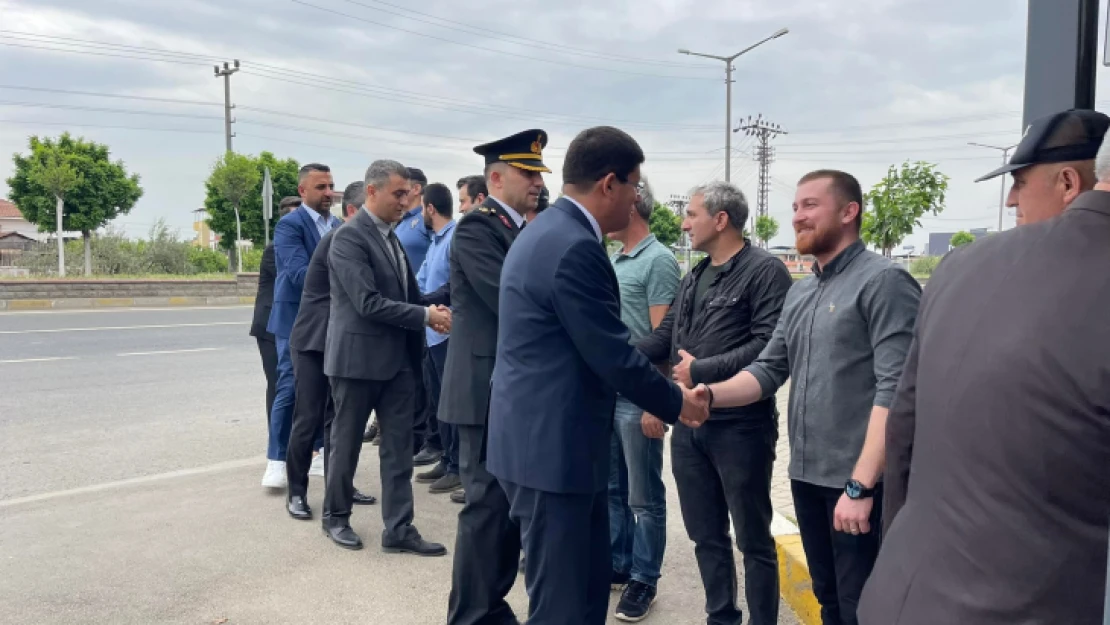 Kaymakam Arısoy ve Başkan Özcan, kamu personelini unutmadı