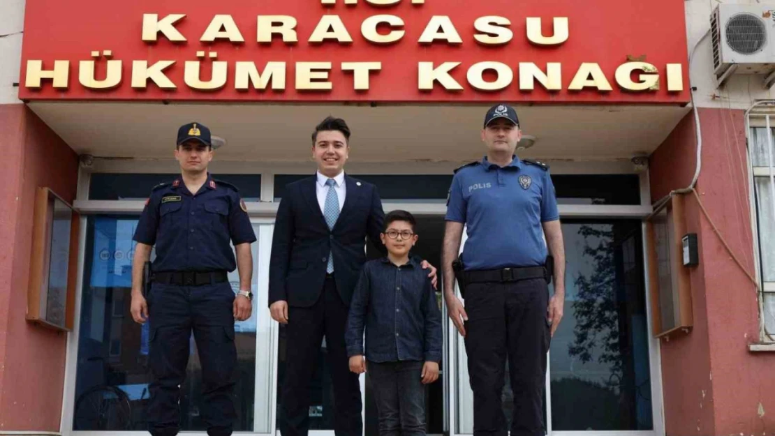 Kaymakam Gündoğdu koltuğunu Karabacaklı'ya devretti