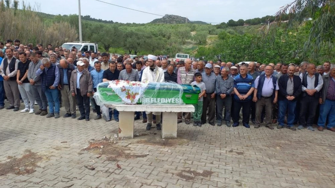Kazada hayatını kaybeden üniversite öğrencisi son yolculuğuna uğurlandı