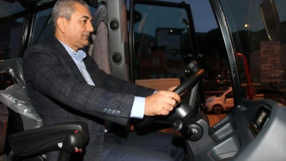 Koçarlı Belediyesi'ne araç filosunu genişletmeye devam ediyor