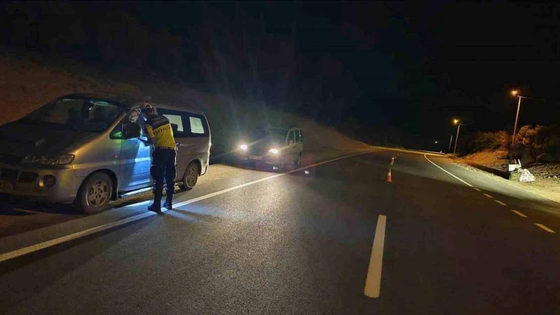 Köşk'te jandarma trafik ekipleri göz açtırmıyor