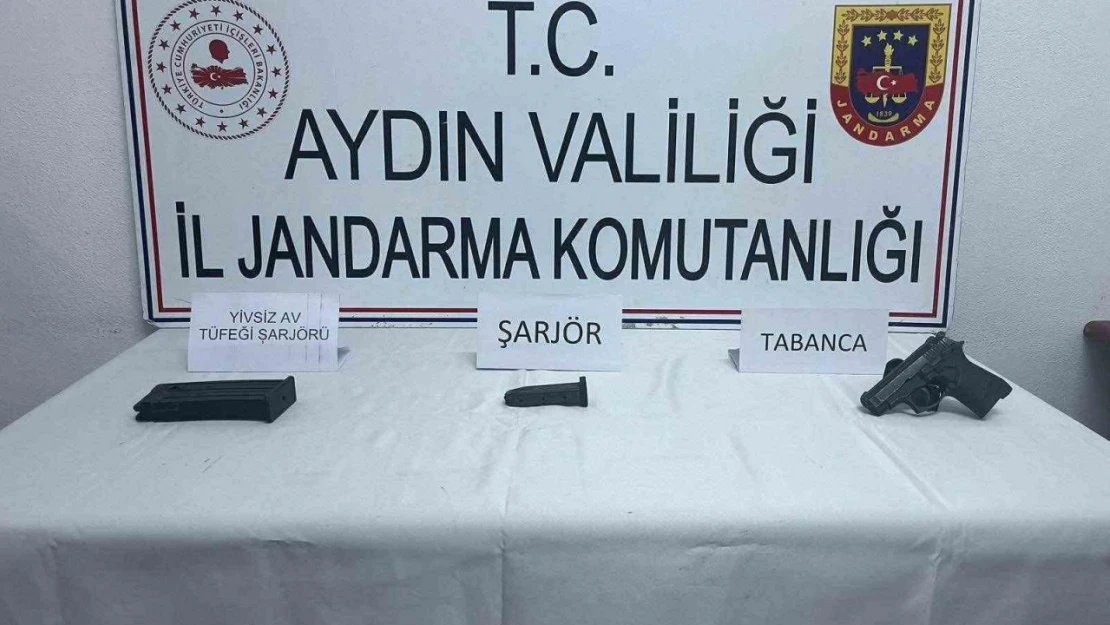 Köşk'te ruhsatsız av tüfeği ve tabanca ele geçirildi