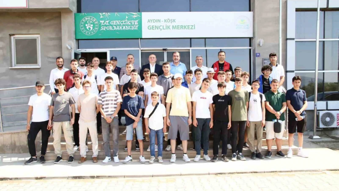 Köşk'ten 38 genç, Çanakkale Kültür ve Tarih Kampı'na uğurlandı