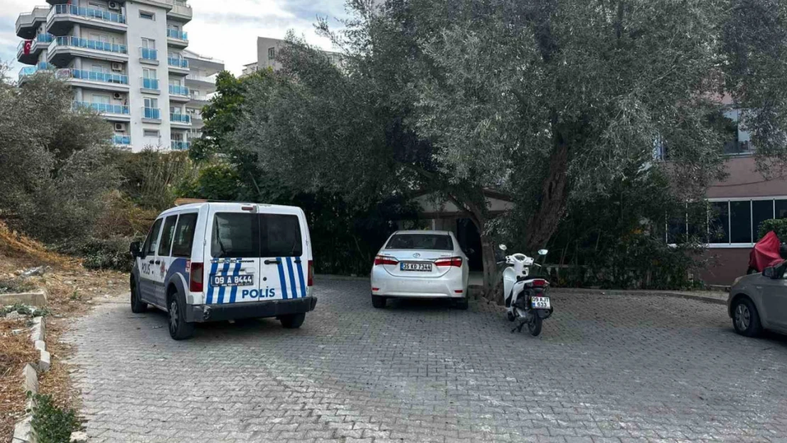 Kuşadası'nda bir kişi evinde ölü bulundu