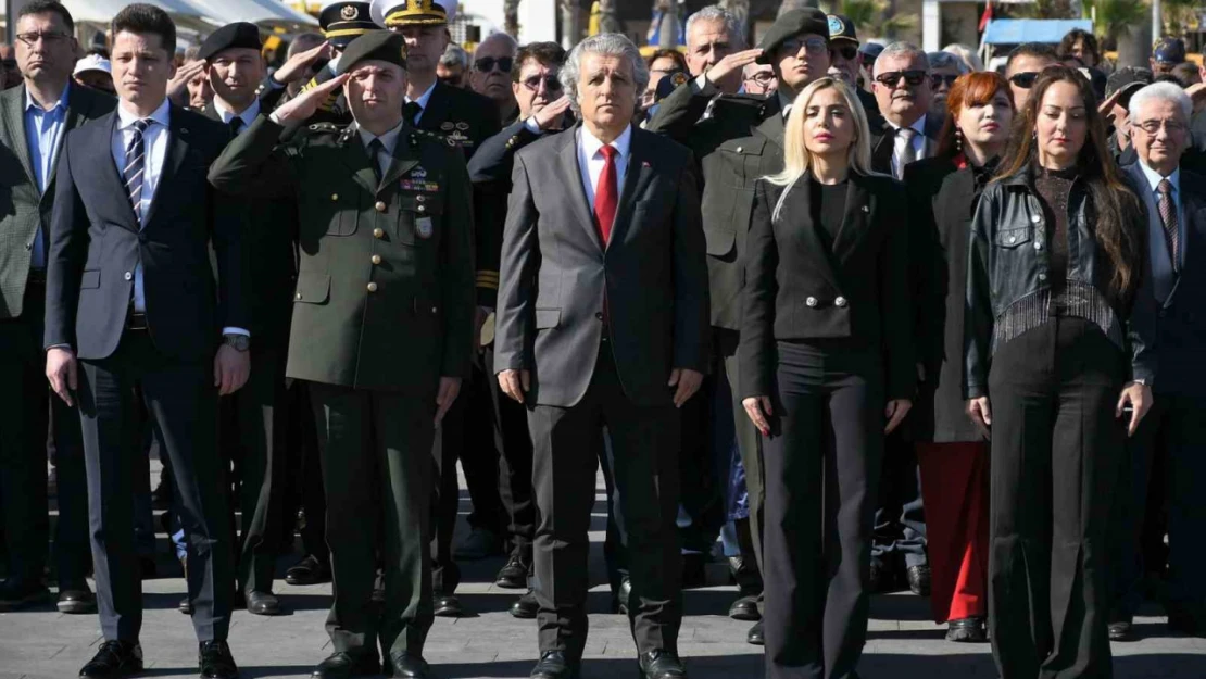 Kuşadası'nda Çanakkale Zaferi'nin yıl dönümü kutlandı