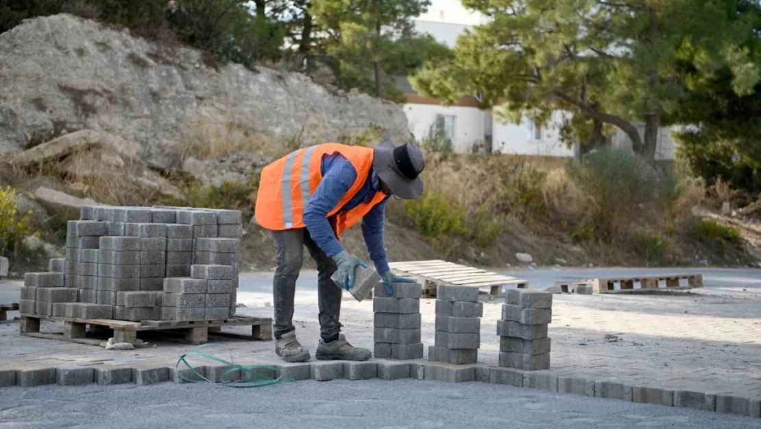 Kuşadası'nda güçlü alt ve üstyapı için yatırımlar aralıksız sürüyor