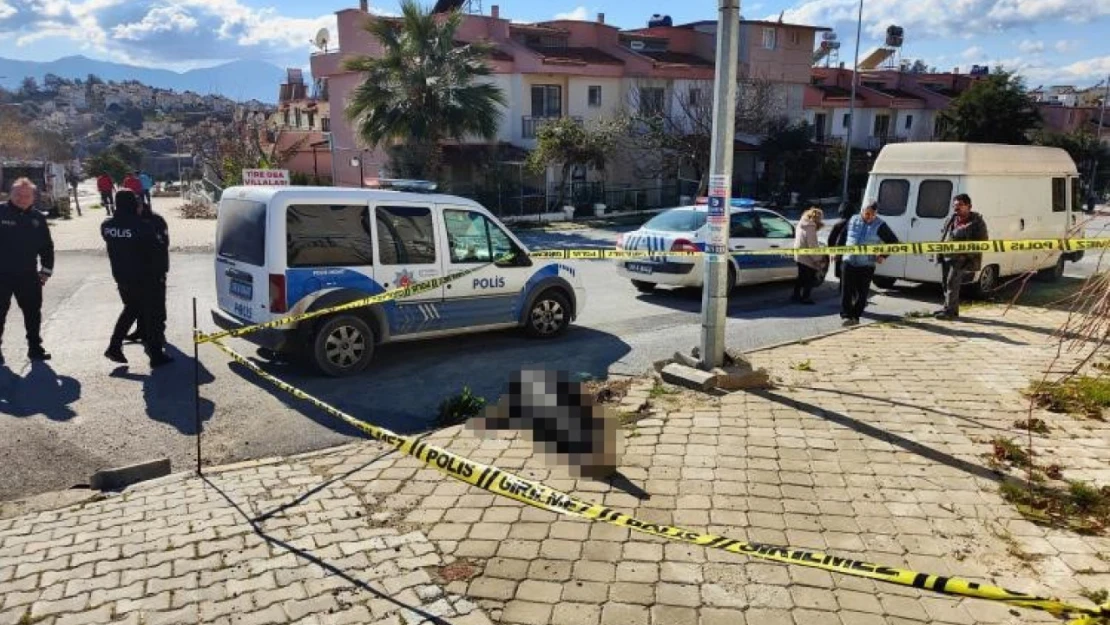 Kuşadası'nda kaldırımda yere yığılan zihinsel engelli şahıs hayatını kaybetti