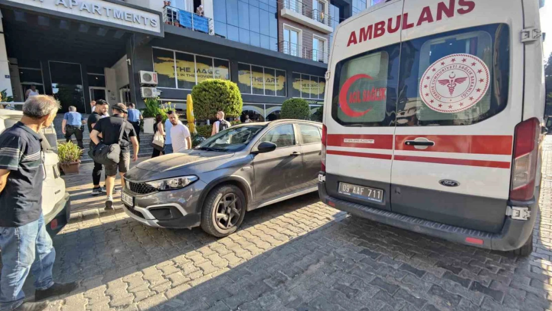 Kuşadası'nda kiracı dehşeti: Ev sahibini bıçakladı