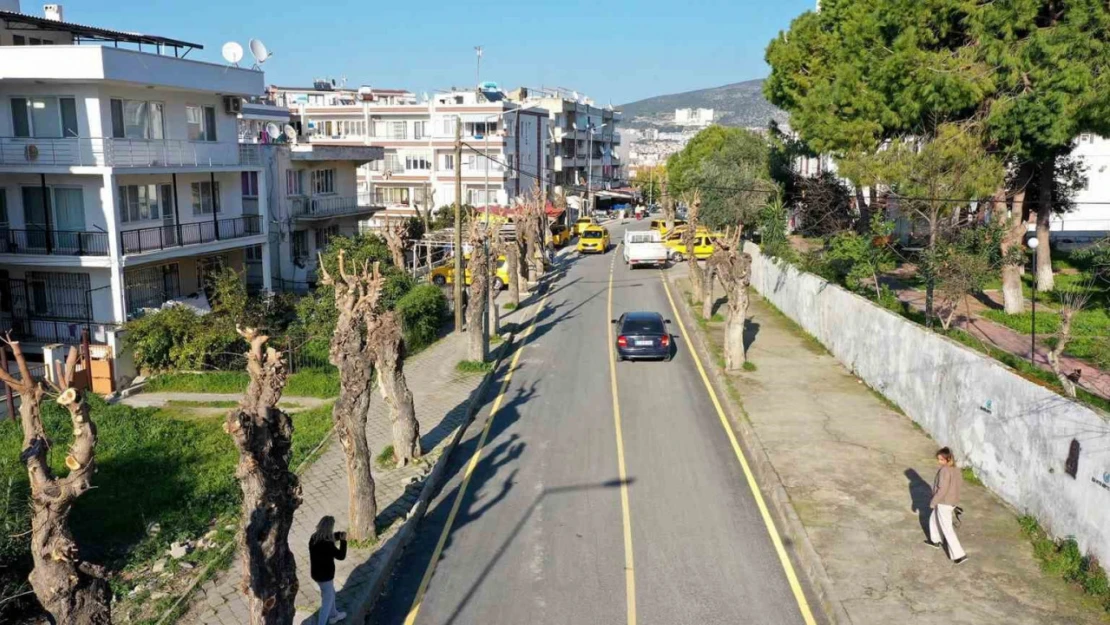 Kuşadası'nda okul yolları güvenli hale getiriliyor