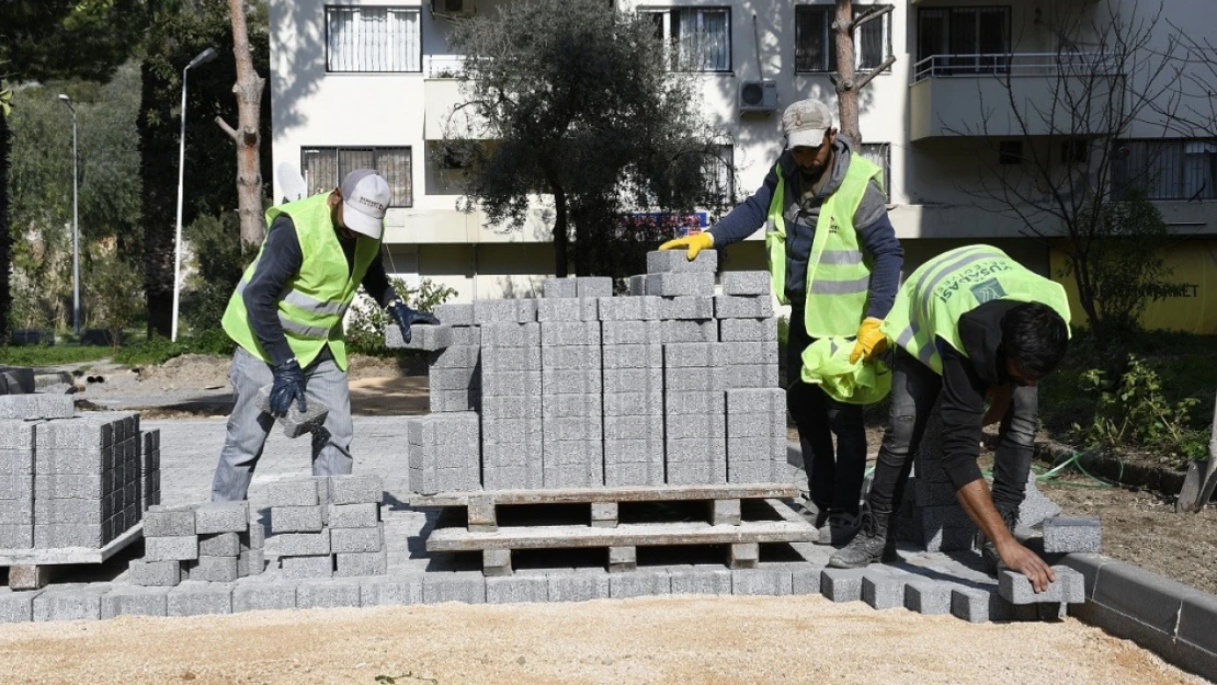Kuşadası'nda yol yapım çalışmaları Kirazlı yolu ile sürüyor