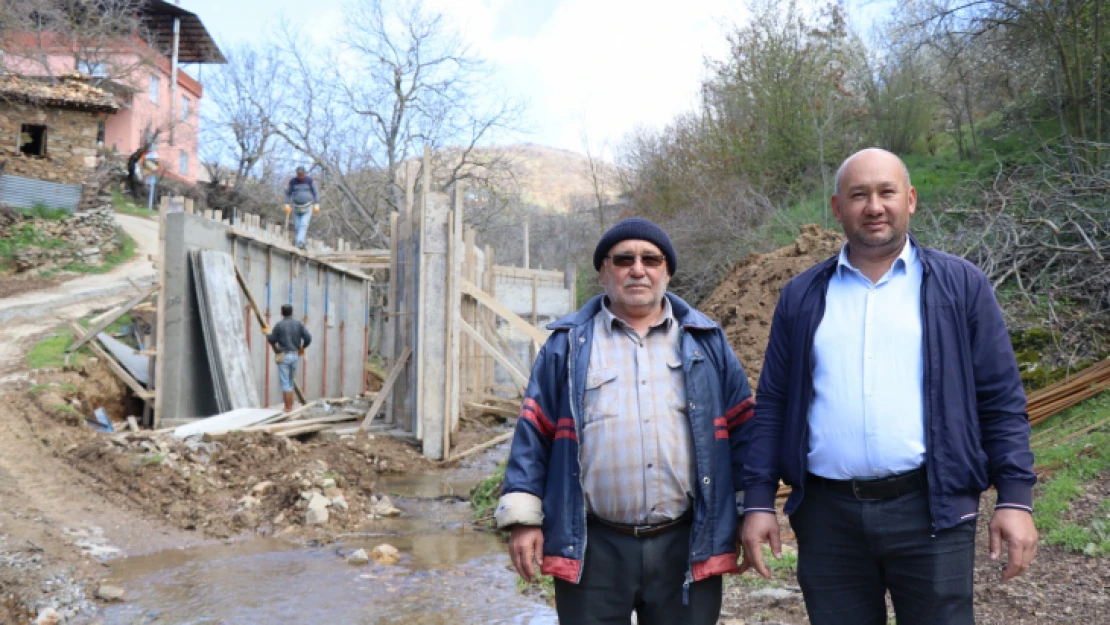 Kuşçular Mahallesi'nde menfez çalışmaları başladı