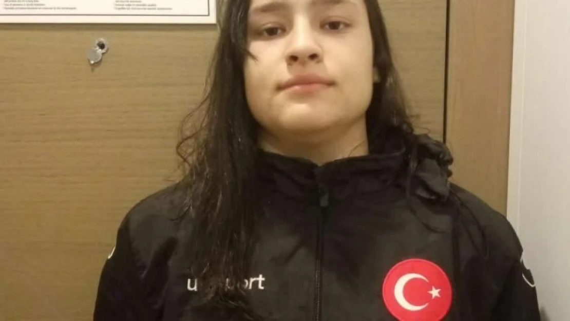 Kuyucak Belediyesporlu Ümmü Ay, 5'inci oldu