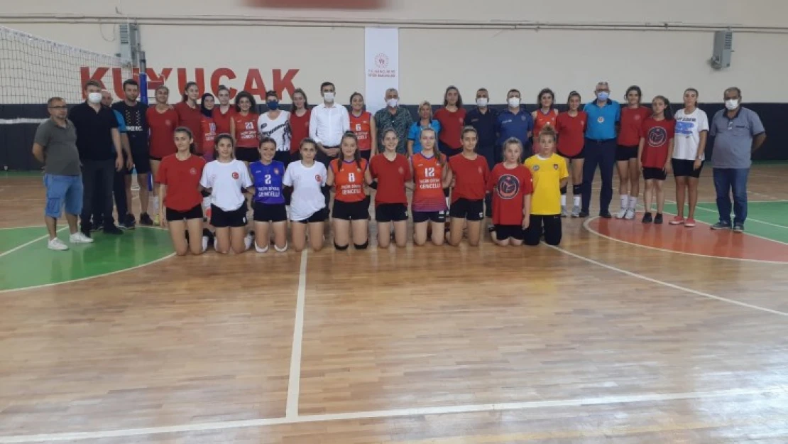 Kuyucak'ta Gencelli İdman Yurdu sezonu açtı