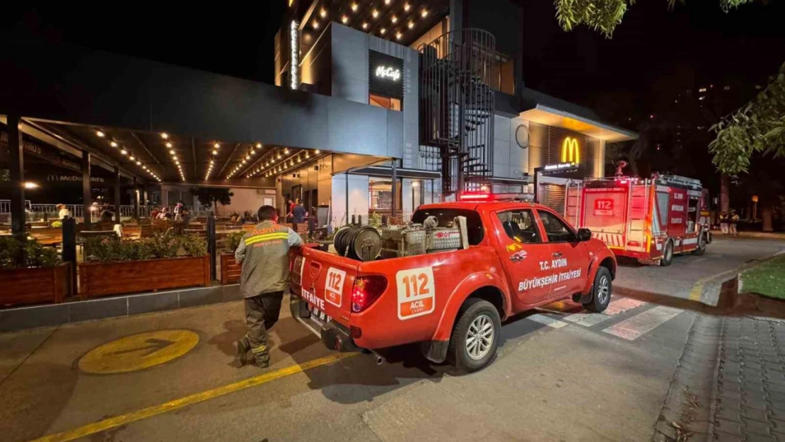 Mc Donald's'da yangın paniği