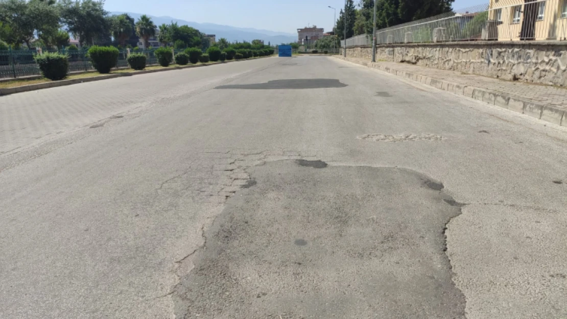 Muhtar Akçasakız, sorunları dile getirdi, çözüm istedi