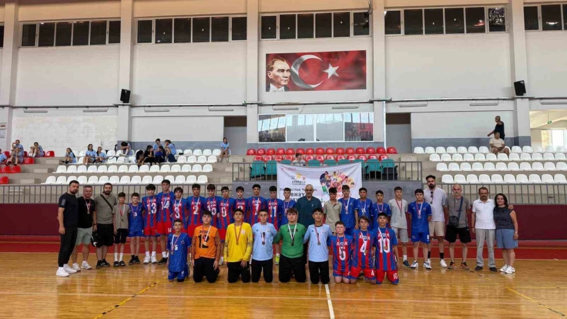 Namağlup Aydın Analig Hentbol takımı, Türkiye Şampiyonası'na yükseldi