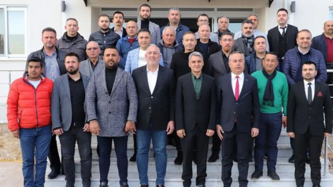 Naz Naz'da 'Ünal Önal' dönemi