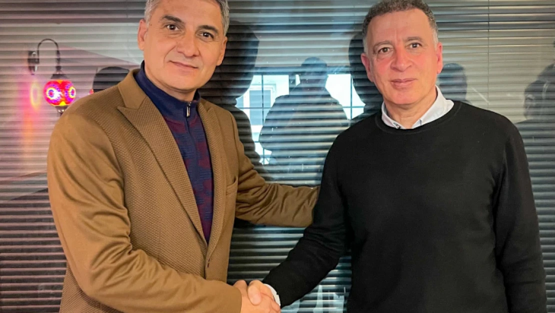 Naz Naz hocasını buldu