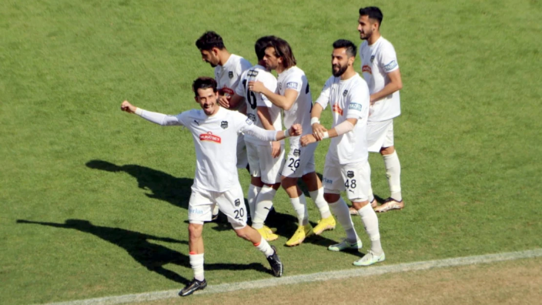 Naz-Naz, ikinci yarıda sevindi: 2-0