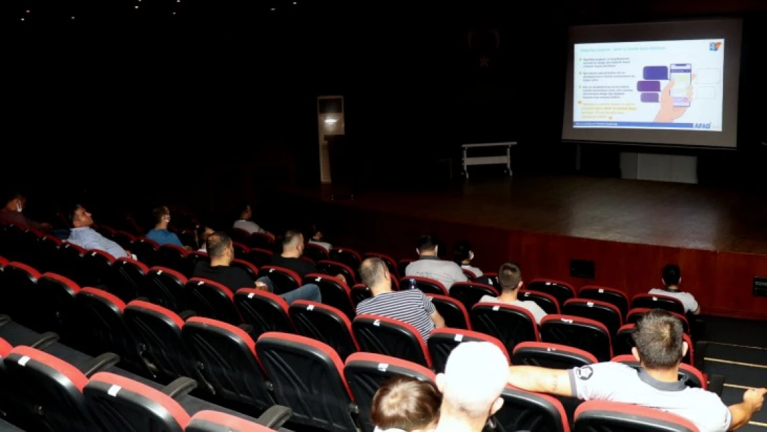 Nazilli Belediyesi çalışanları online afet eğitimi aldı
