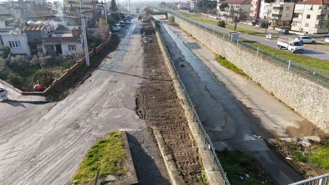 Nazilli Belediyesi'nden Yeşilyurt'ta kaldırım çalışması