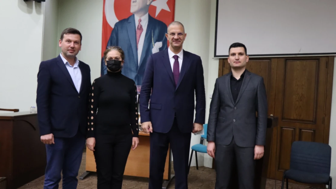 Nazilli Belediyesi personeline protokol ve etik kuralları anlatıldı