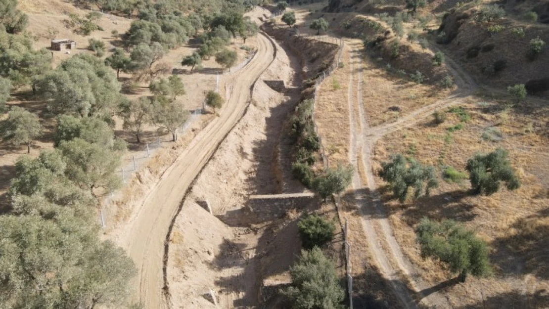 Nazilli Belediyesi, yağmur taşkınlarına karşı önlemlerini sürdürüyor