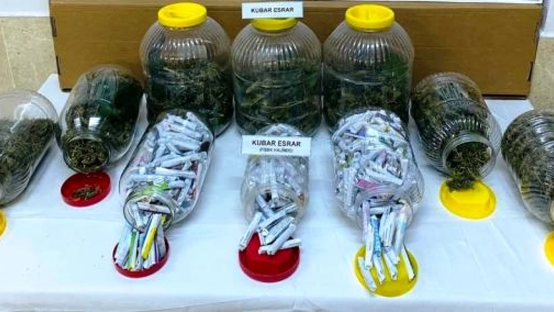 Nazilli'de 2 bin 385 gram uyuşturucu ele geçirildi