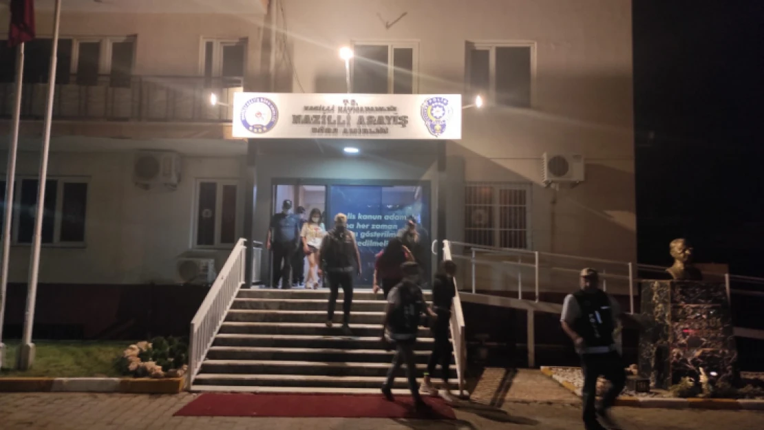 Nazilli'de büfe baskını: 30 gözaltı
